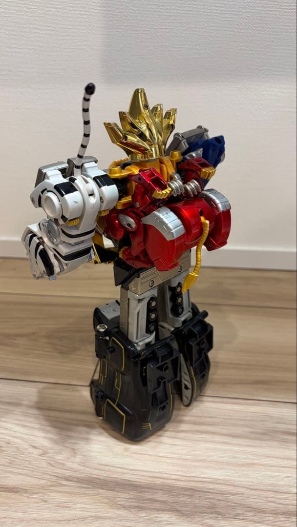 I*i様 ★一部欠品,故障あり★【百獣戦隊ガオレンジャー】ガオキング　百獣合体Ｄ