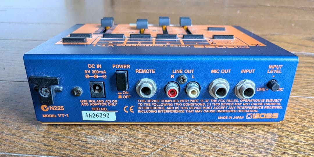 BOSS VT-1 voice transformer（ボイスチェンジャー）