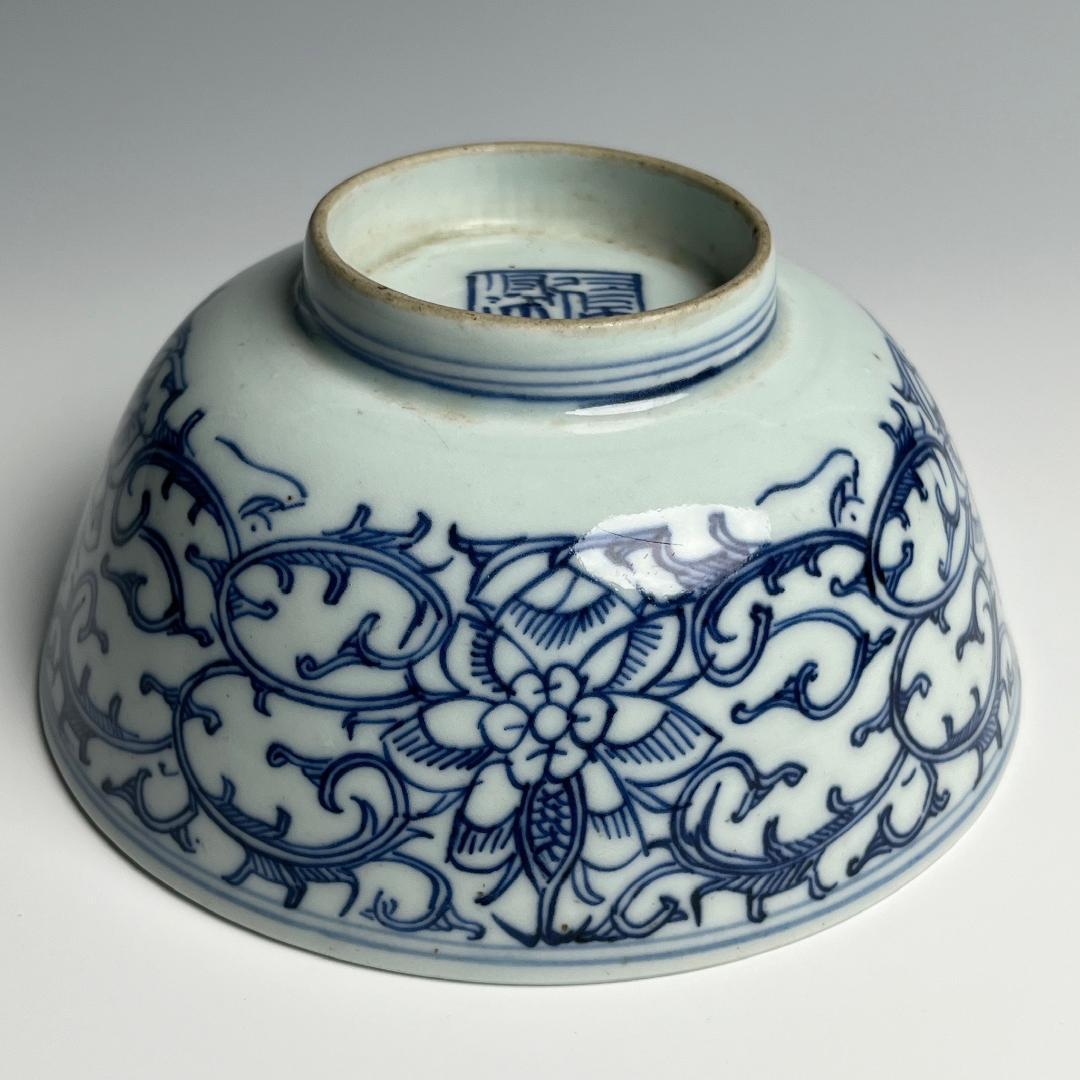 青花花唐草紋碗 中国古玩 徳化窯 新渡 中国美術 明末 菓子器 Rs164