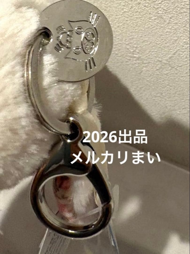  Blossom Cream Bunny Bag Charm 苺