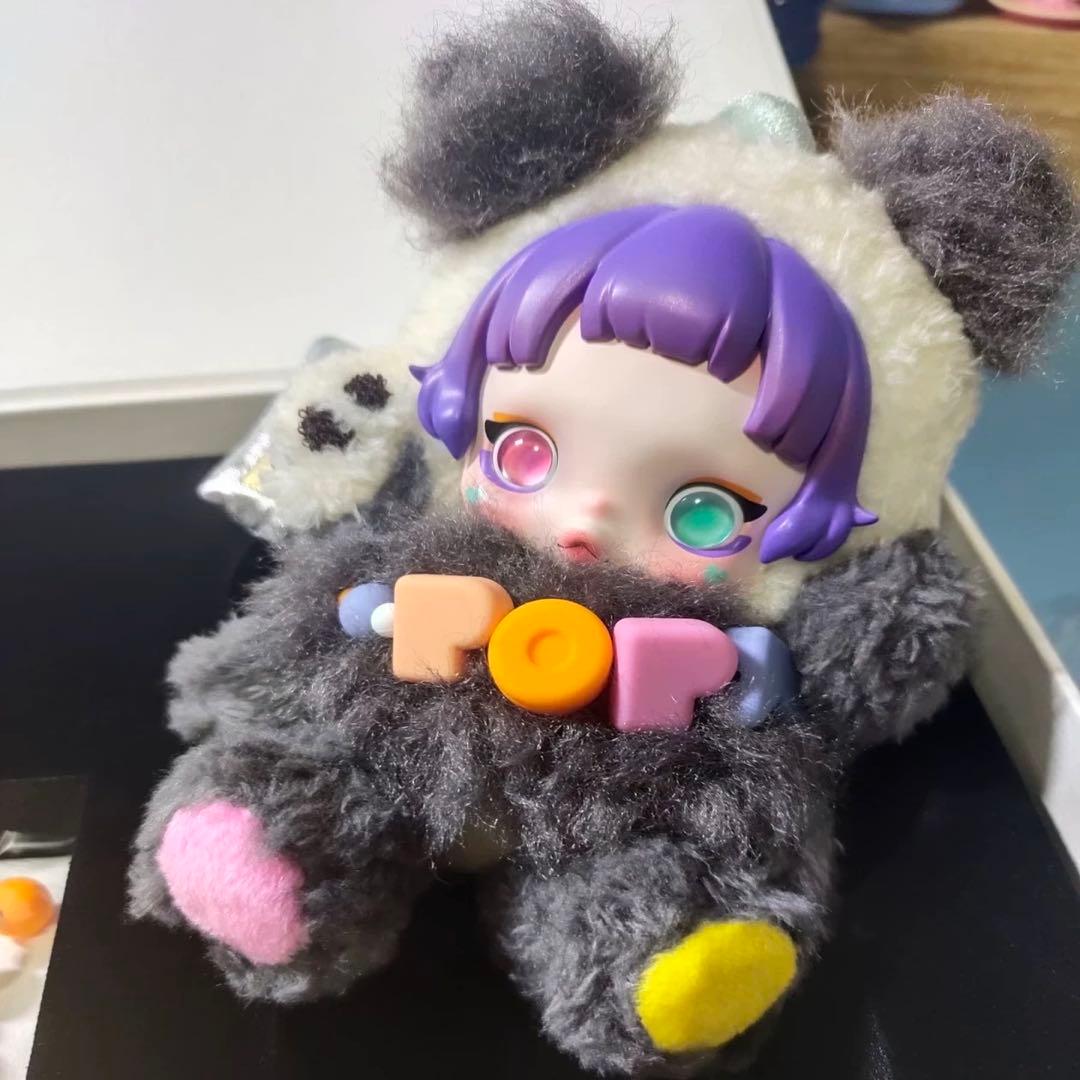 【新品未開封】POPMART SKULLPANDAぬいぐるみギフトボックス
