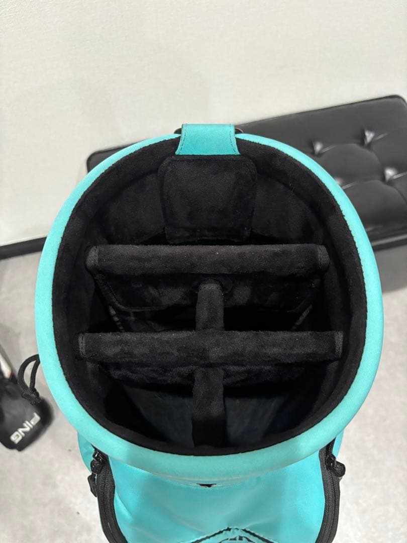 大人気　超レア　希少　完売　ブリーフィング キャディバック ヘッドカバー セット