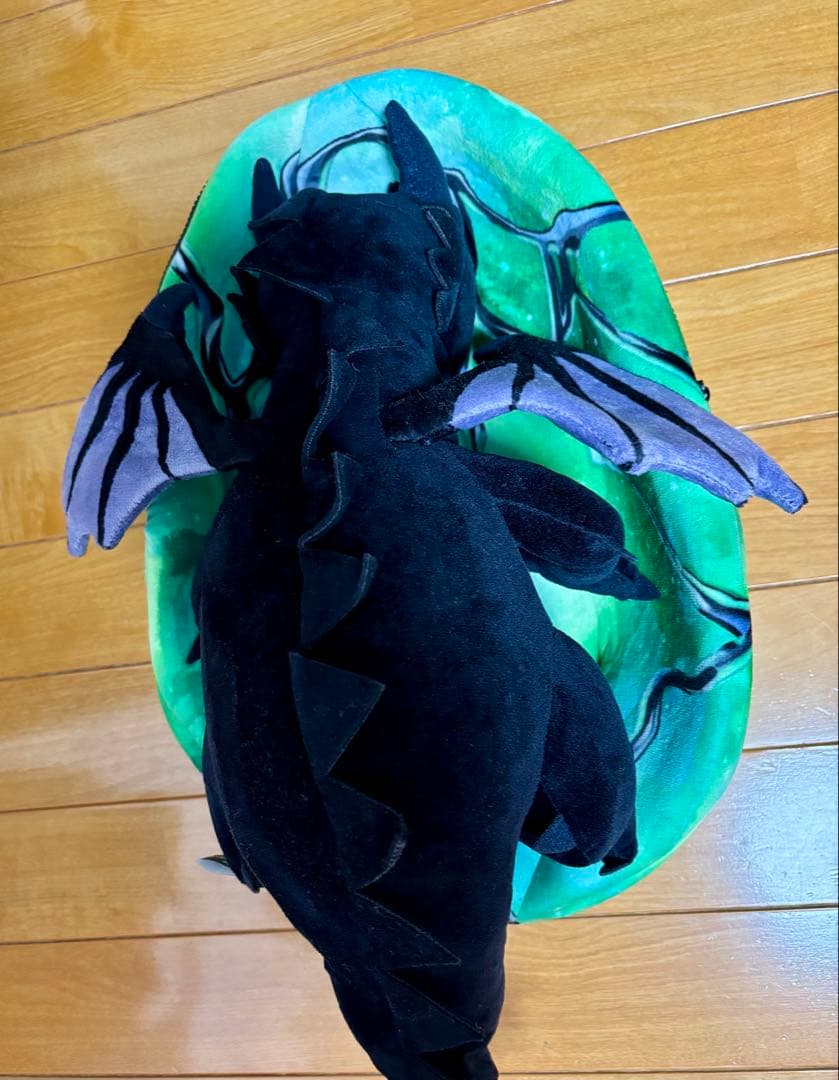 ディズニー ツイステッドワンダーランド マレウスの抱っこぬいぐるみ 幼体