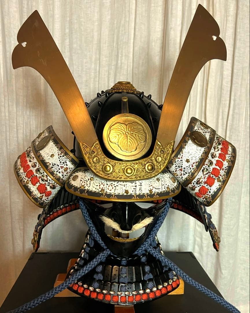 新品同様、美品！『光忍』丸武工房製【鎧•甲冑】紺糸威 黒胴 当世具足　甲冑 一式