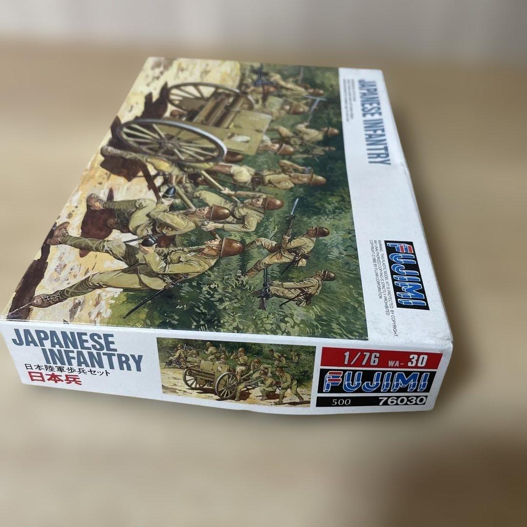 コレクター放出！絶版二戰歩兵と救護車モデル 価値高いセット. Ln109