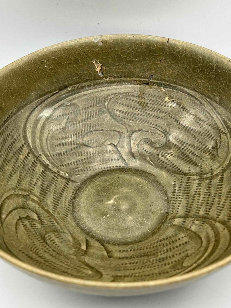 宋時代　青磁　越州窯刻花文碗　茶鉢　越窯 唐物　古賞物　時代物（F117）