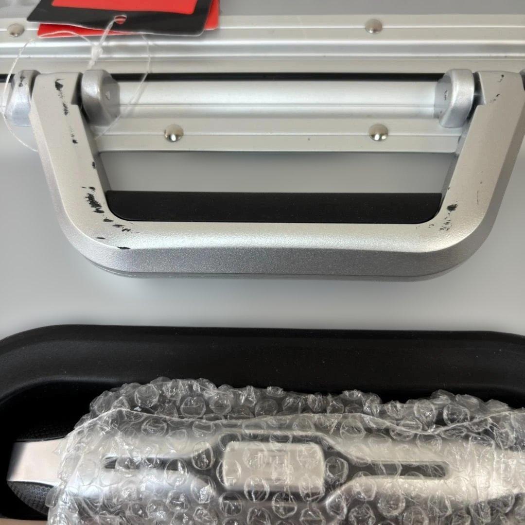 ◇ シルバースイスミリタリー Cタイプ 64L SM-C624 スーツケース