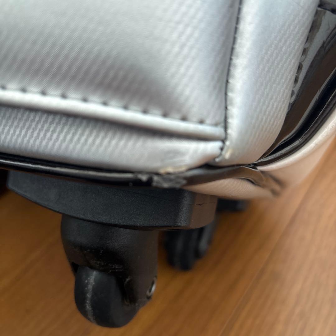 M-U SPORTS ゴルフバッグ・キャディバッグ シルバー