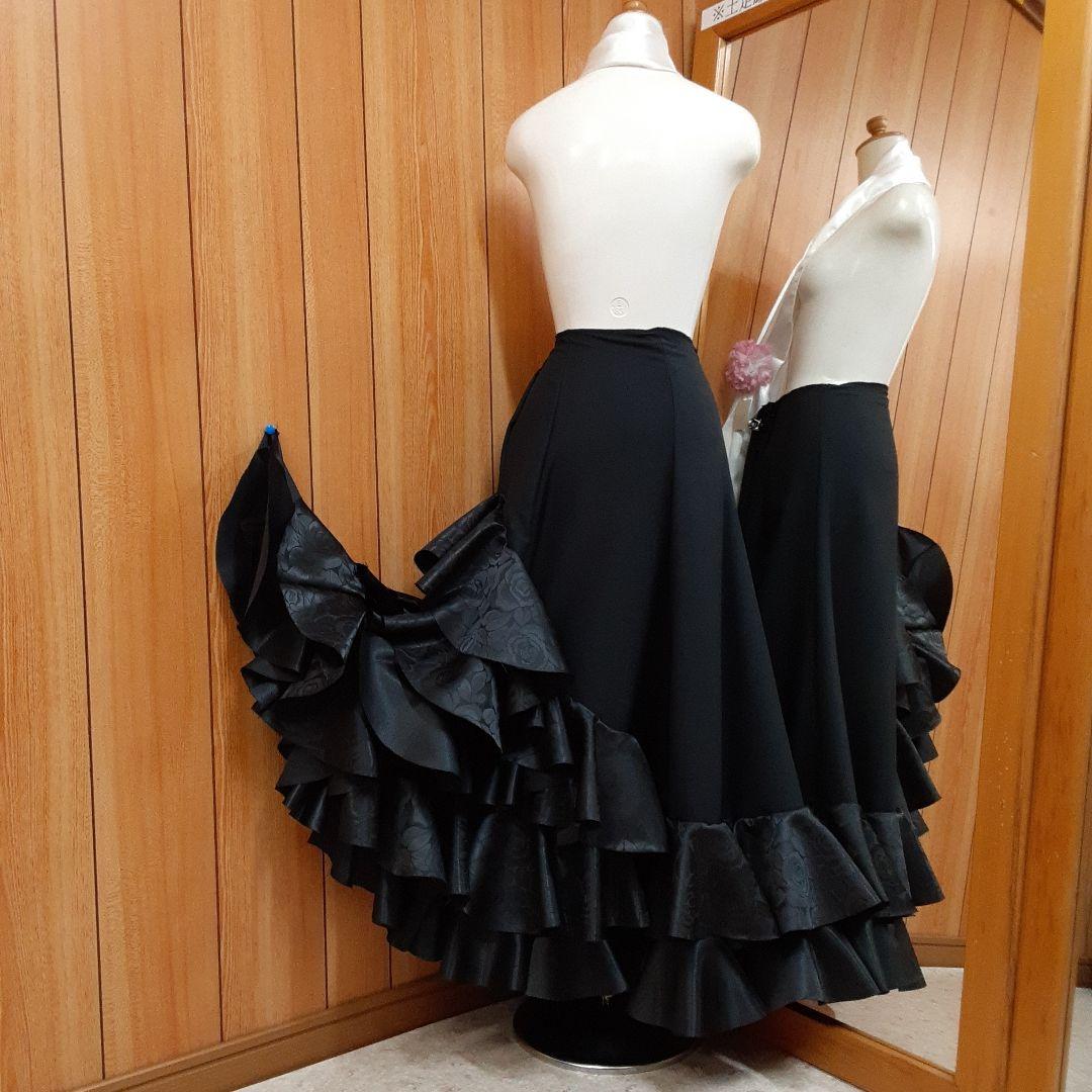 フラメンコ衣装　☆ファルダのみ　ブラックファルダ豪華フリル
