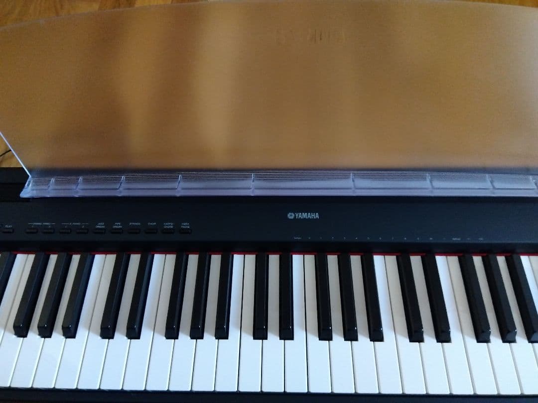YAMAHA 電子ピアノ P-95B 譜面台、簡易ペダル、アダプター