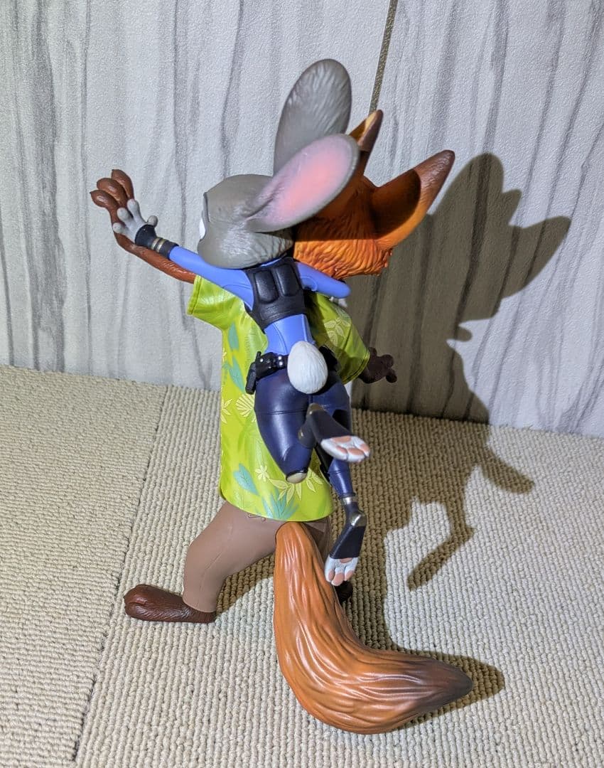 Happyくじ　ズートピア　A賞　フィギュア　ニック　ジュディ