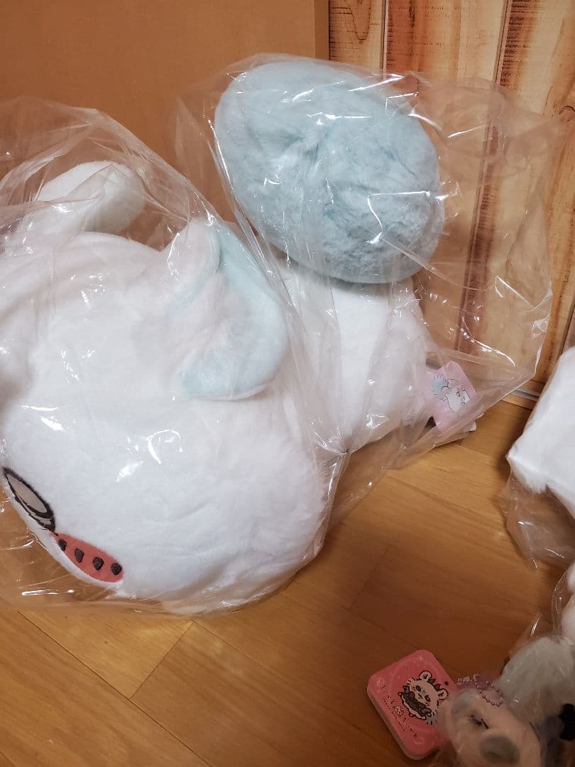 ちいかわ　モモンガ　モモンガだらけくじ　A賞　C　E　ねいぐるみ　クッション