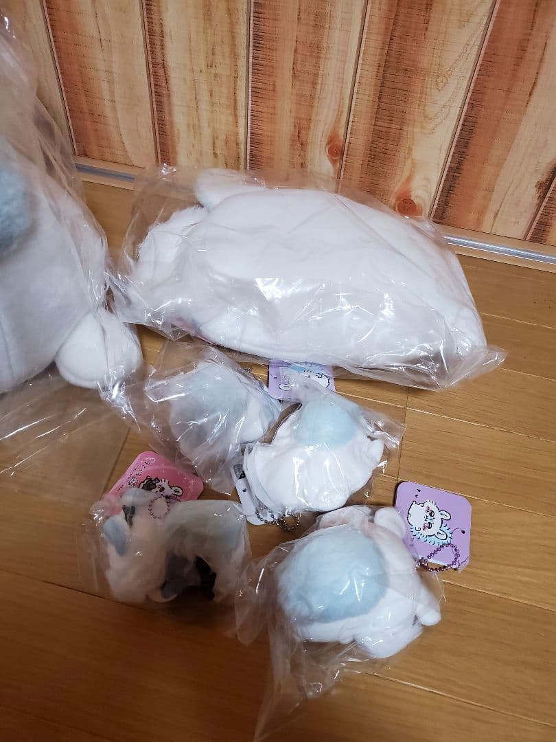 ちいかわ　モモンガ　モモンガだらけくじ　A賞　C　E　ねいぐるみ　クッション