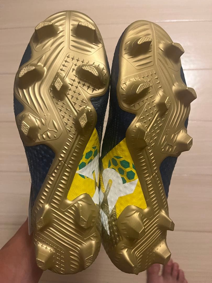 PUMAフューチャー 7 アルティメット BNA FG/AG