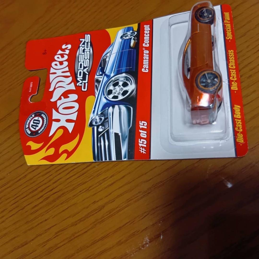 ホットウィール　カマロ　コンセプト　1/64