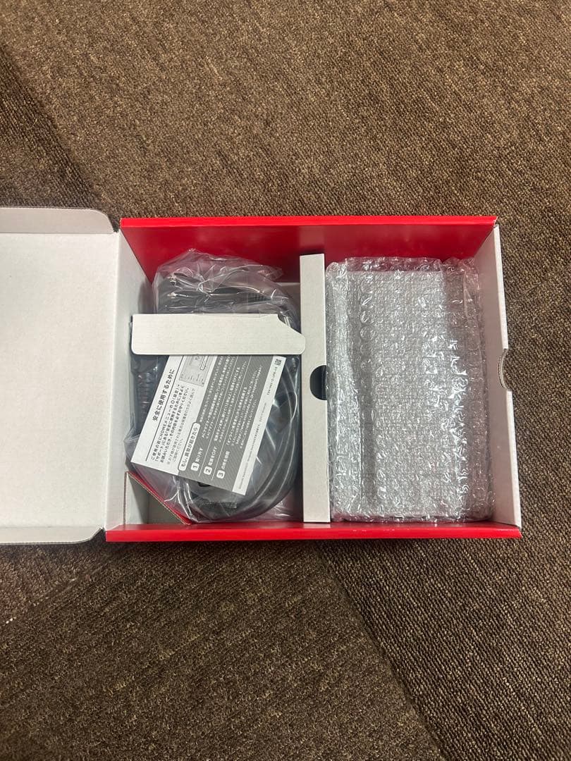 新品未使用‼️Nintendo Switch 本体 ネオンブルー・レッド