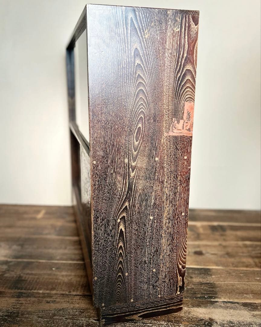 鎌倉彫 飾り棚 古家具 ガラス戸 昭和期 和家具 キャビネット