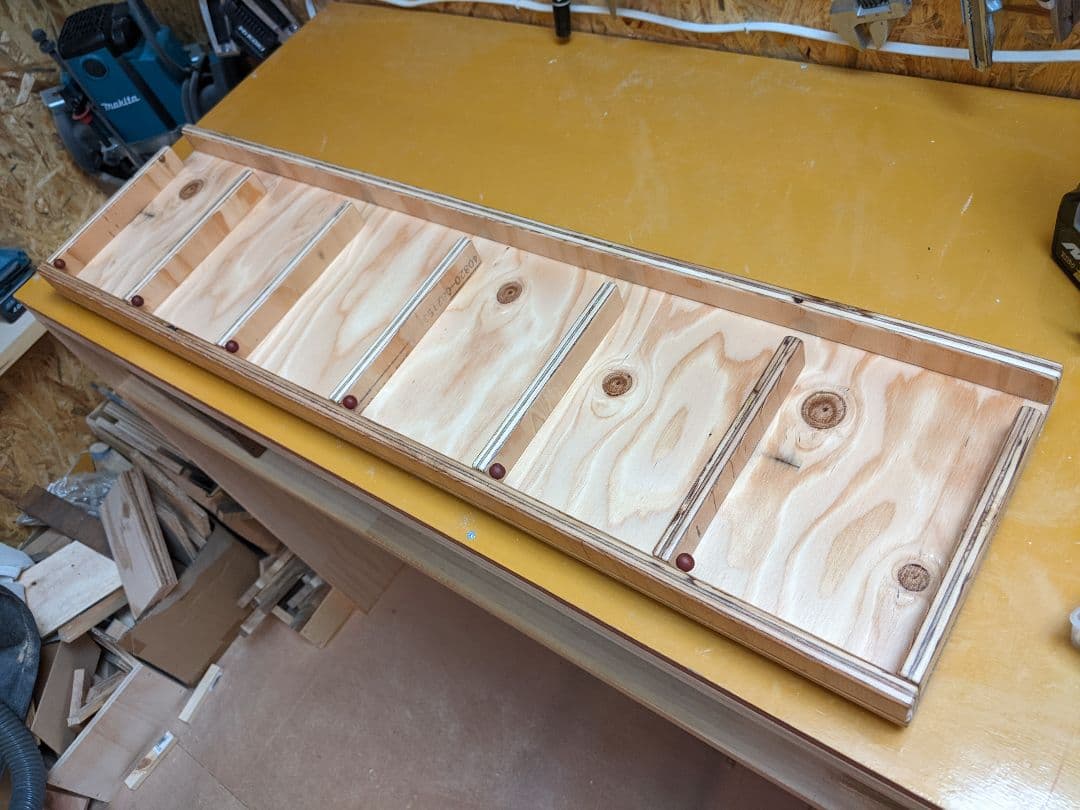 【壁掛本棚付】スラムダンク全31巻&表紙を飾れる壁掛コミックラック 6冊用×6個