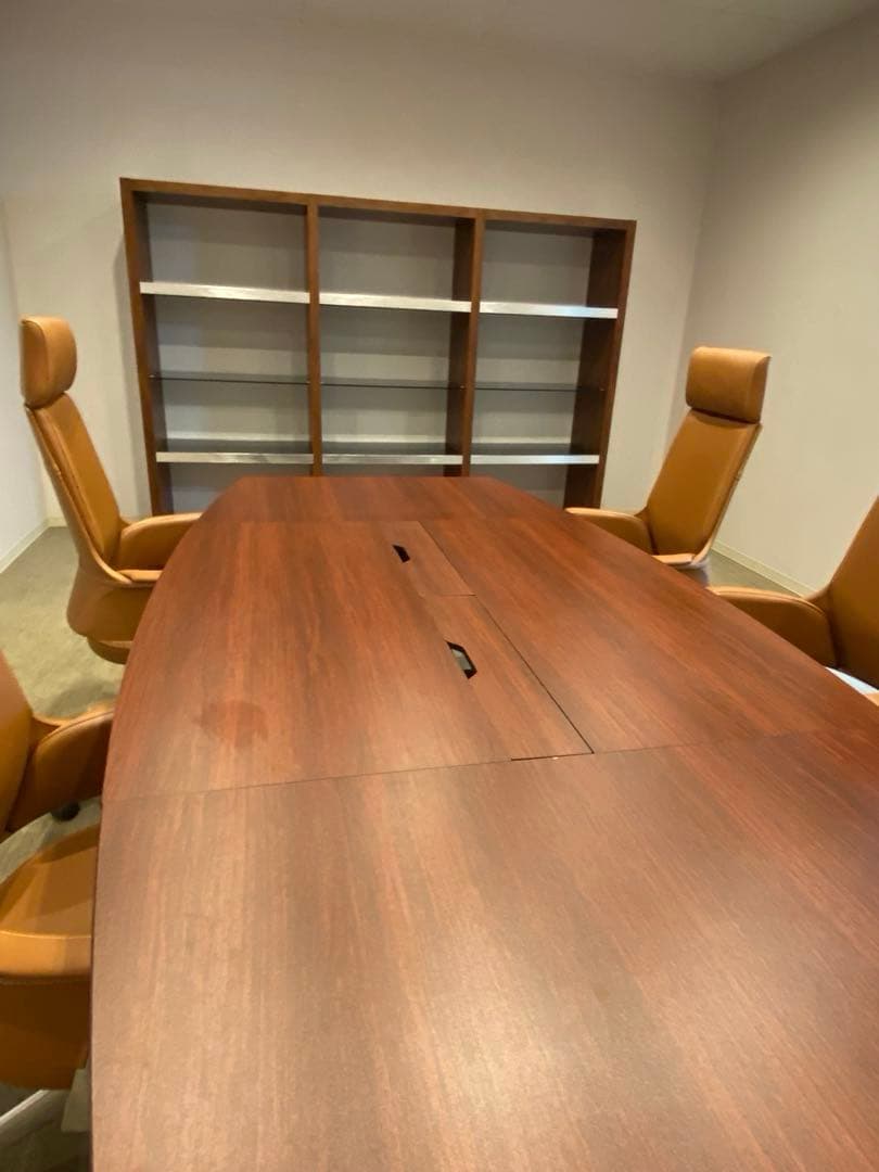 社長室 高級 会議テーブル 4〜6人用