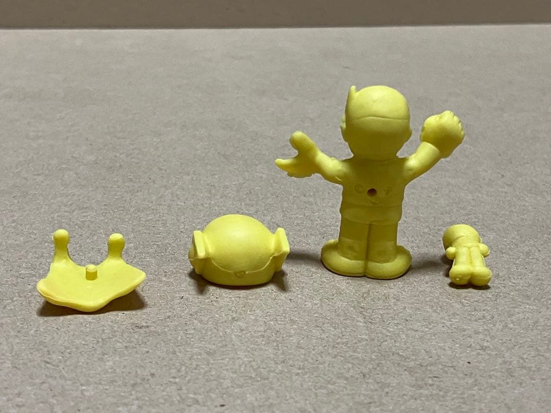 パーマン1号　脱着　消しゴム　黄色　パーマン