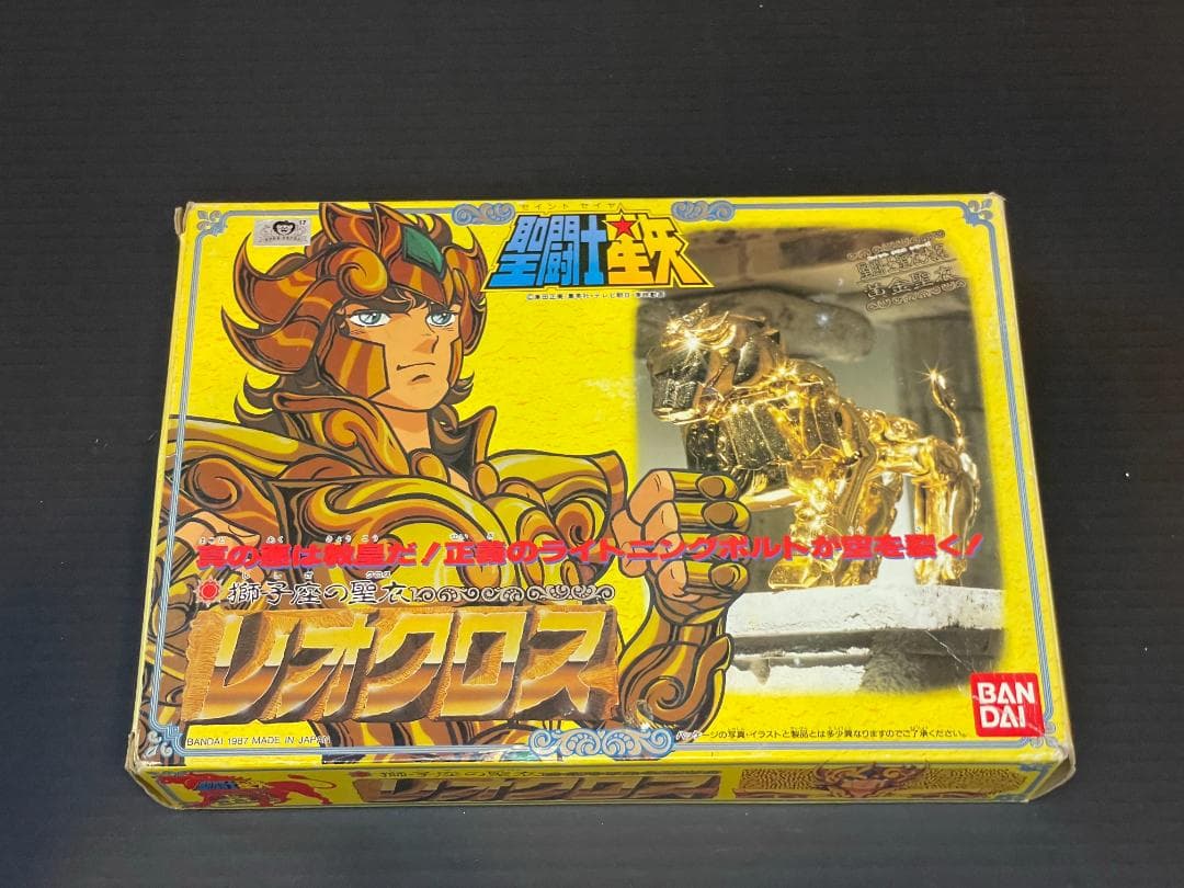 聖闘士星矢　黄金聖闘士　レオクロス バンダイ フィギュア