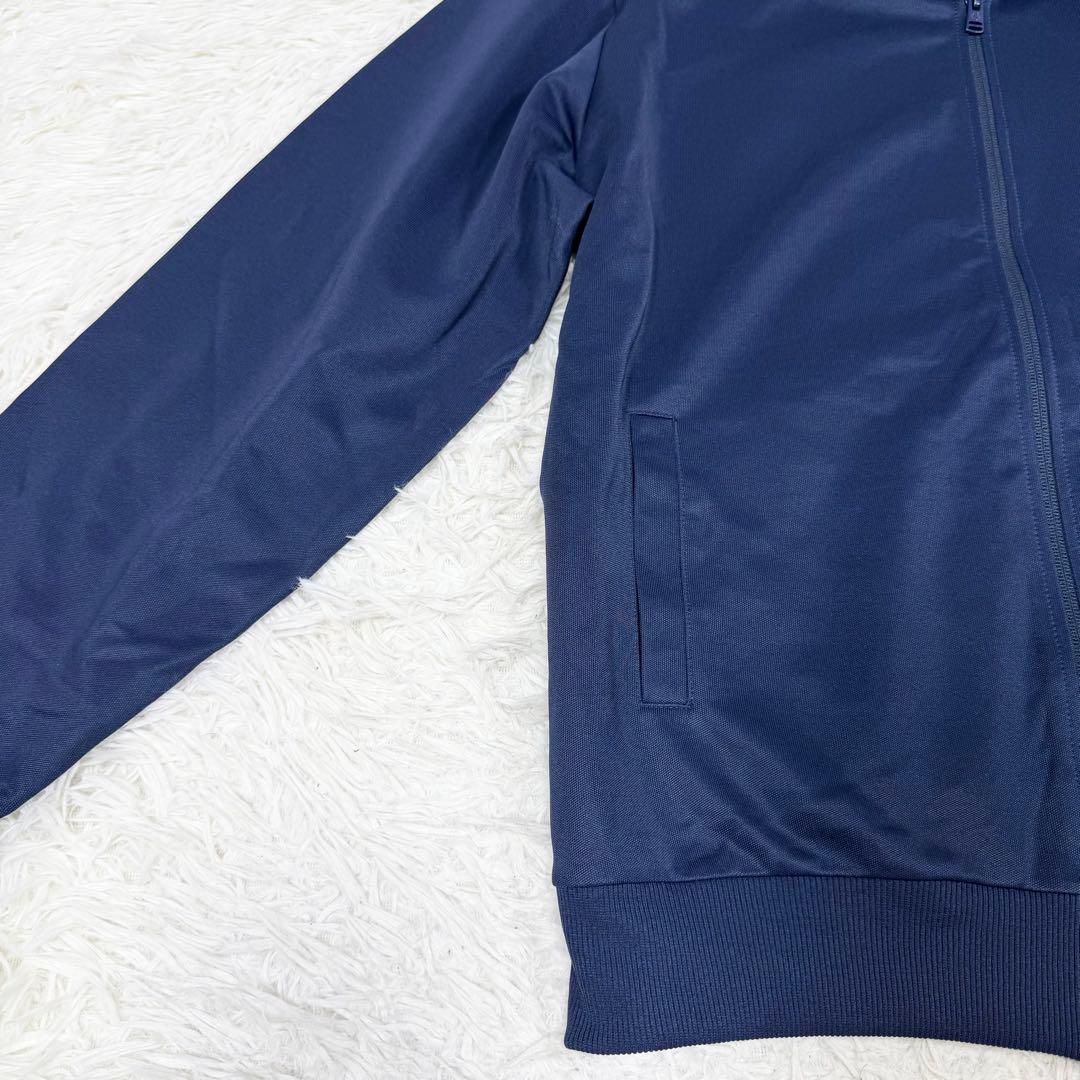 【美品】FREDPERRY フレッドペリー　トランクジャケット ストレッチ　刺繍