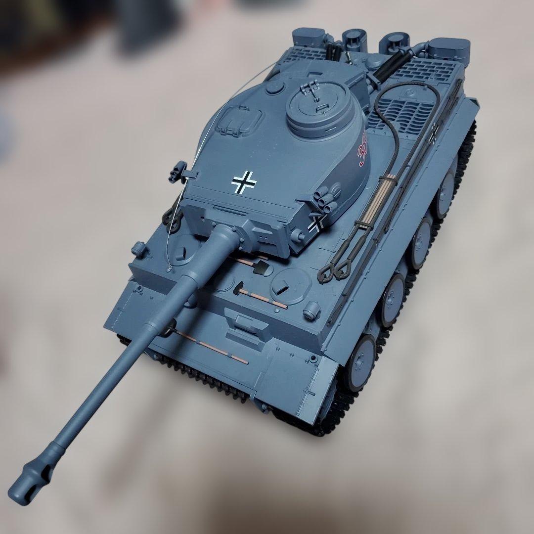 ヘンロン社製 RCバトルタンク 1/16