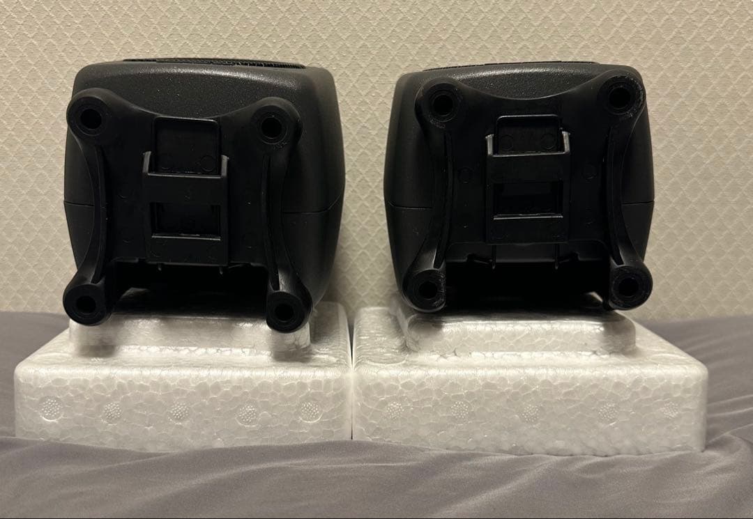 GENELEC 8010スタジオモニタースピーカー