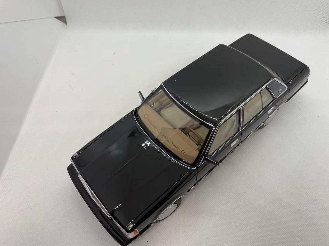 101-110 XiaoGuang 1/18 トヨタ クラウン MS122