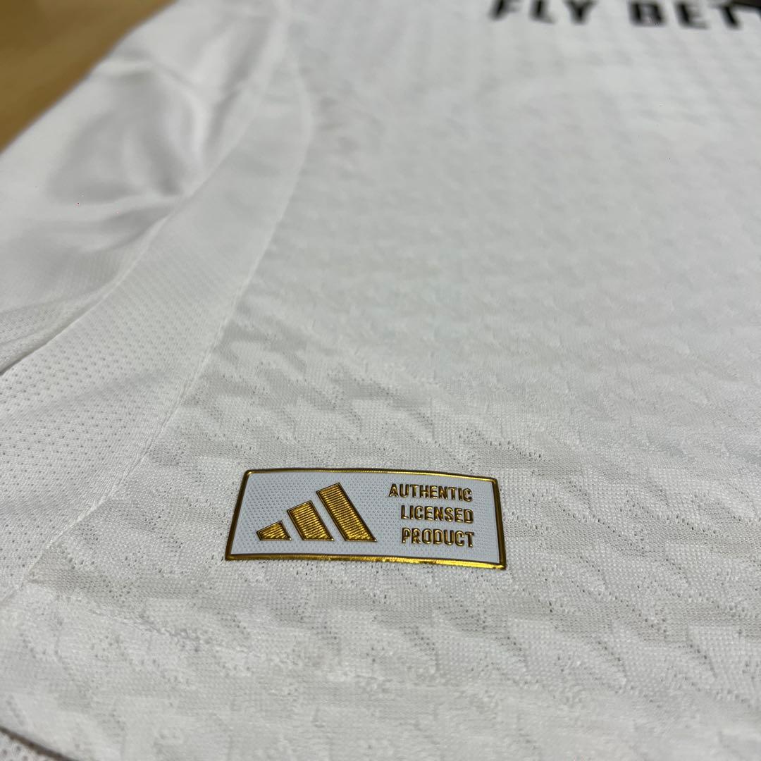 【訳あり値下】レアル・マドリー LUCAS V オーセンティック