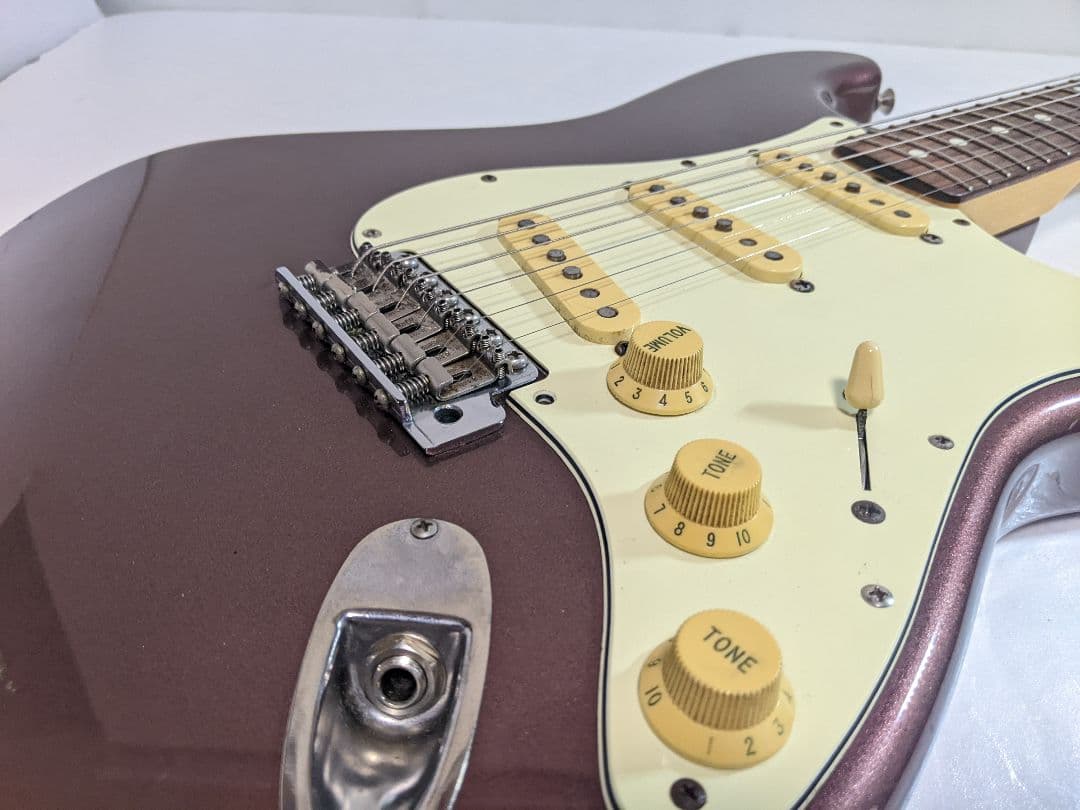 Fender Japan Burgundy Matching Head ストラト