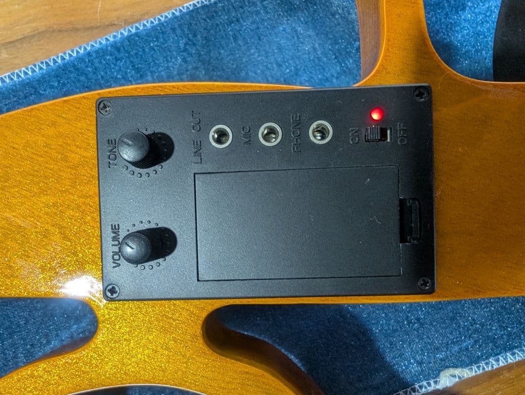 （S.R）　cecilio セシリオ　エレキバイオリン