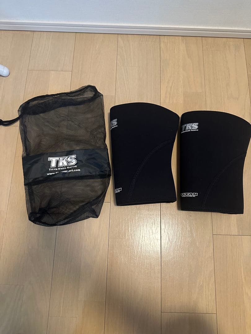 【週末値下】TKS タイタン　ニースリーブ　メッシュバッグ付き XLサイズ