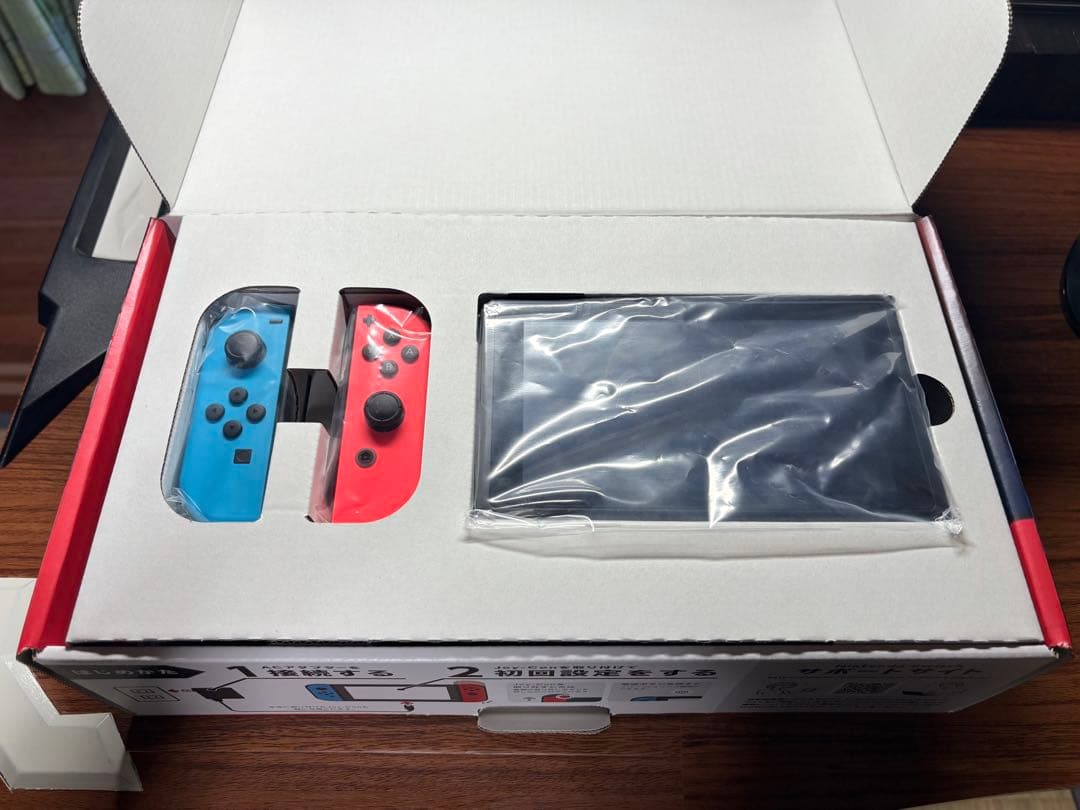 Nintendo switch ケース付ポケモンsvソフト付　周辺アクセサリー