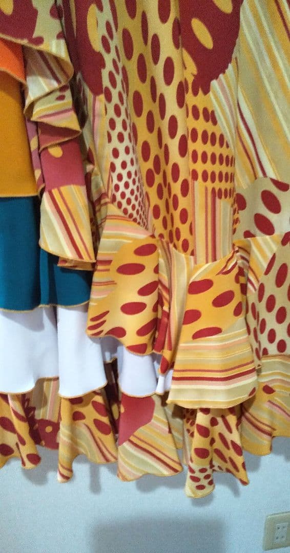 フラメンコ CANELA'PURAファルダ