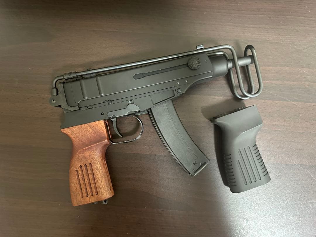 KSC Vz61 ガスガン HW ヘヴィウェイト 木製グリップ付き +箱etc