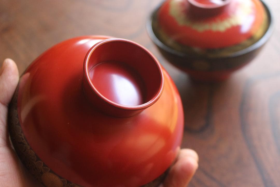 時代逸品！上質朱漆に極上菊桐唐草蒔絵の映えるお椀2点（検輪島塗京塗高台寺蒔絵