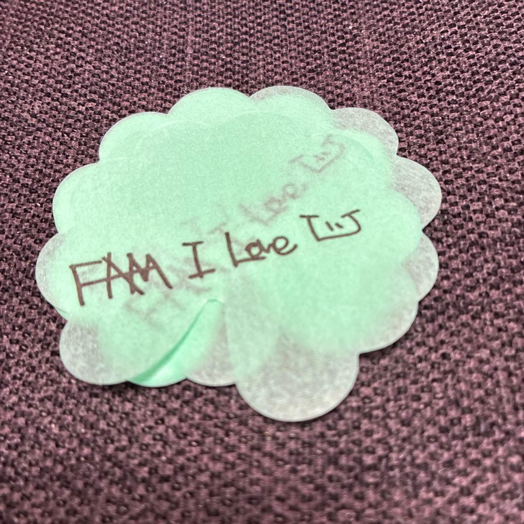 ジヨン　ファンミーティング2026横浜　紙吹雪付き6点セット