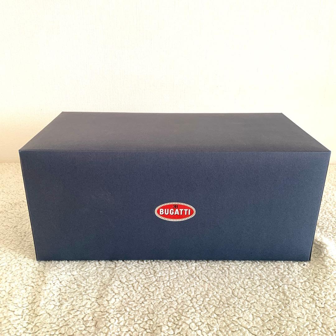 自動車 1/18 AUTOart Bugatti Chiron 2017 70991