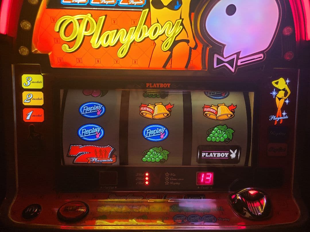 山佐4号機 希少台 沖スロプレイボーイ30　引き取り限定対応