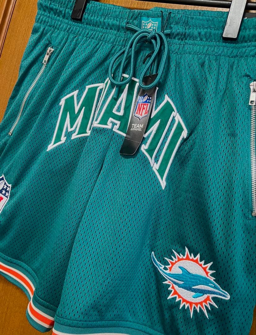 ★新品★NFL フットボール　ドルフィンズ　ハーフパンツ　輸入 パンツ