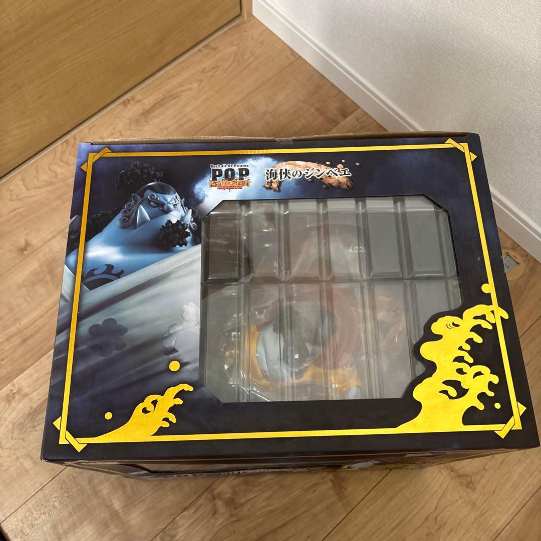 ワンピースフィギュア　pop maximum ジンベエ　初版