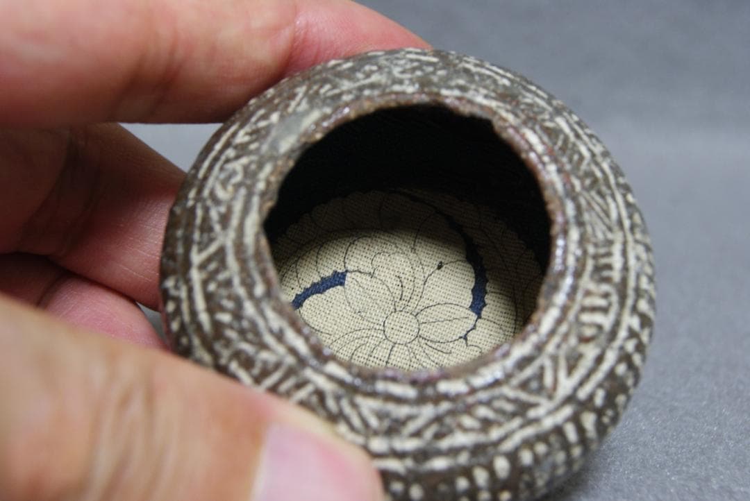 香合八代焼瓢象嵌