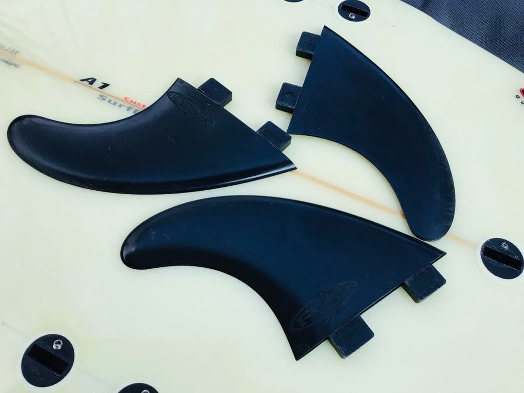 A1サーフボード製  Tsaiカスタムシェイプ 6ft ケース付 美品