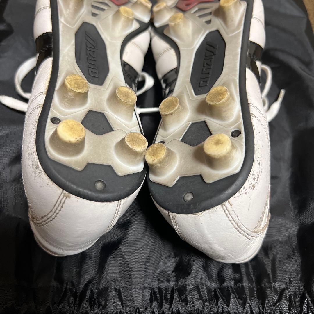 ミズノ　モレリア2 27㎝