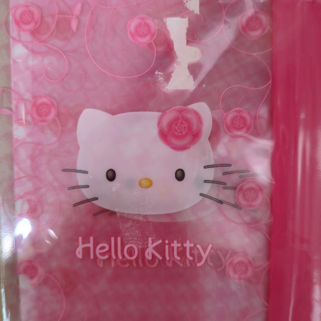 バラのキティちゃん　ジッパー付き6穴小物入れ