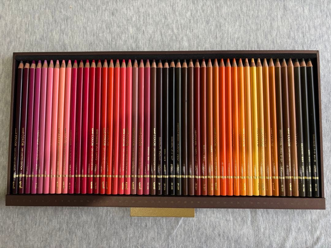三菱鉛筆　240色　限定色鉛筆　 uni COLOR 240
