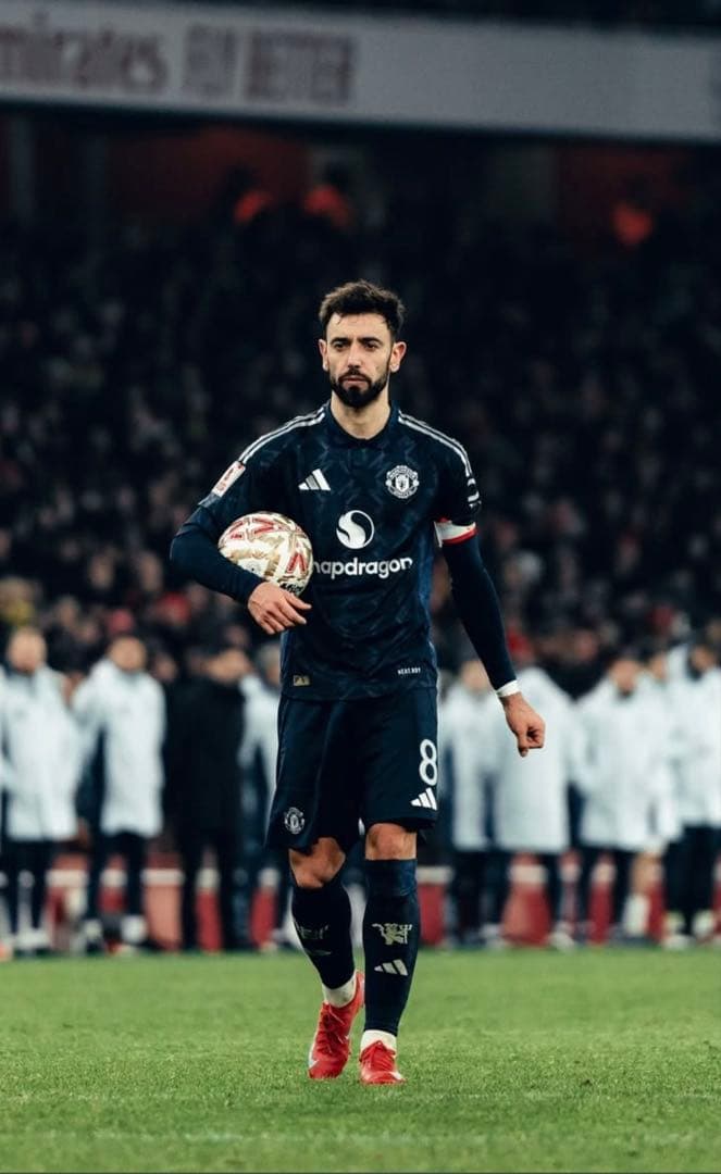 ブルーノ・フェルナンデス24-25マンチェスターUアウェイ　背番号8 正規品