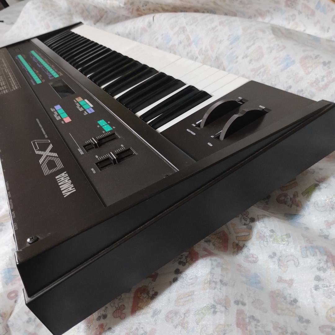 YAMAHA「 DX7 」 FM音源搭載デジタルシンセサイザー