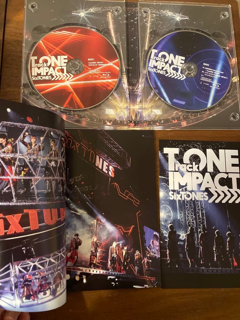 SALE！SixTONES アルバムシングルBlu-ray、初回特典などおまけ付